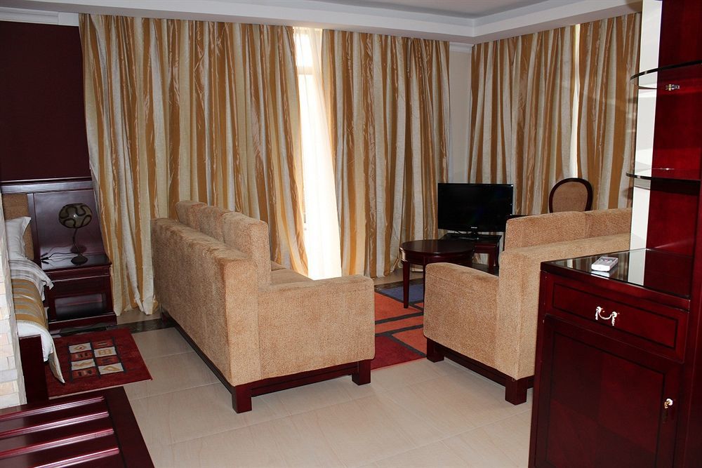 Roca Golf Hotel Bujumbura Eksteriør bilde