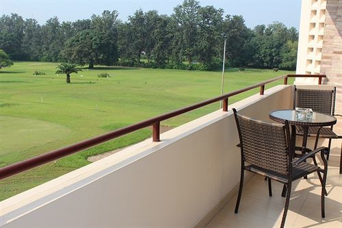 Roca Golf Hotel Bujumbura Eksteriør bilde